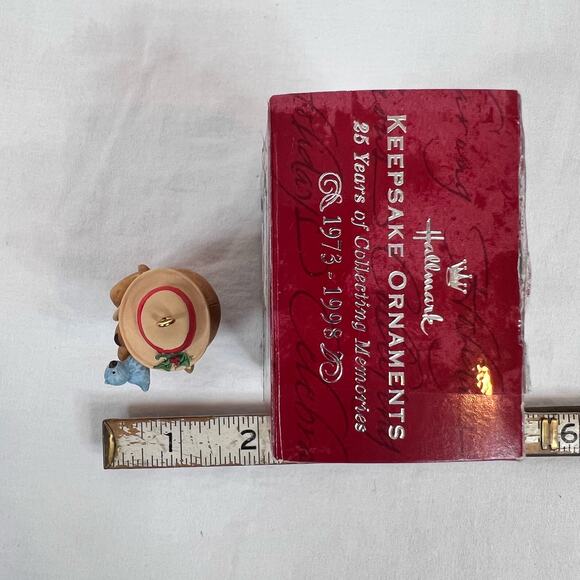 Vintage 1998 Hallmark Keepsake Ornament Forever Friends Bear Christmas Decor - Picture 6 of 7